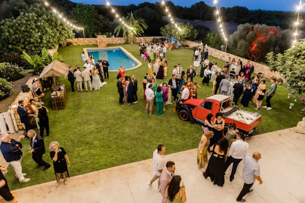 Wedding moment in Mallorca planned by Dybiec Wedding