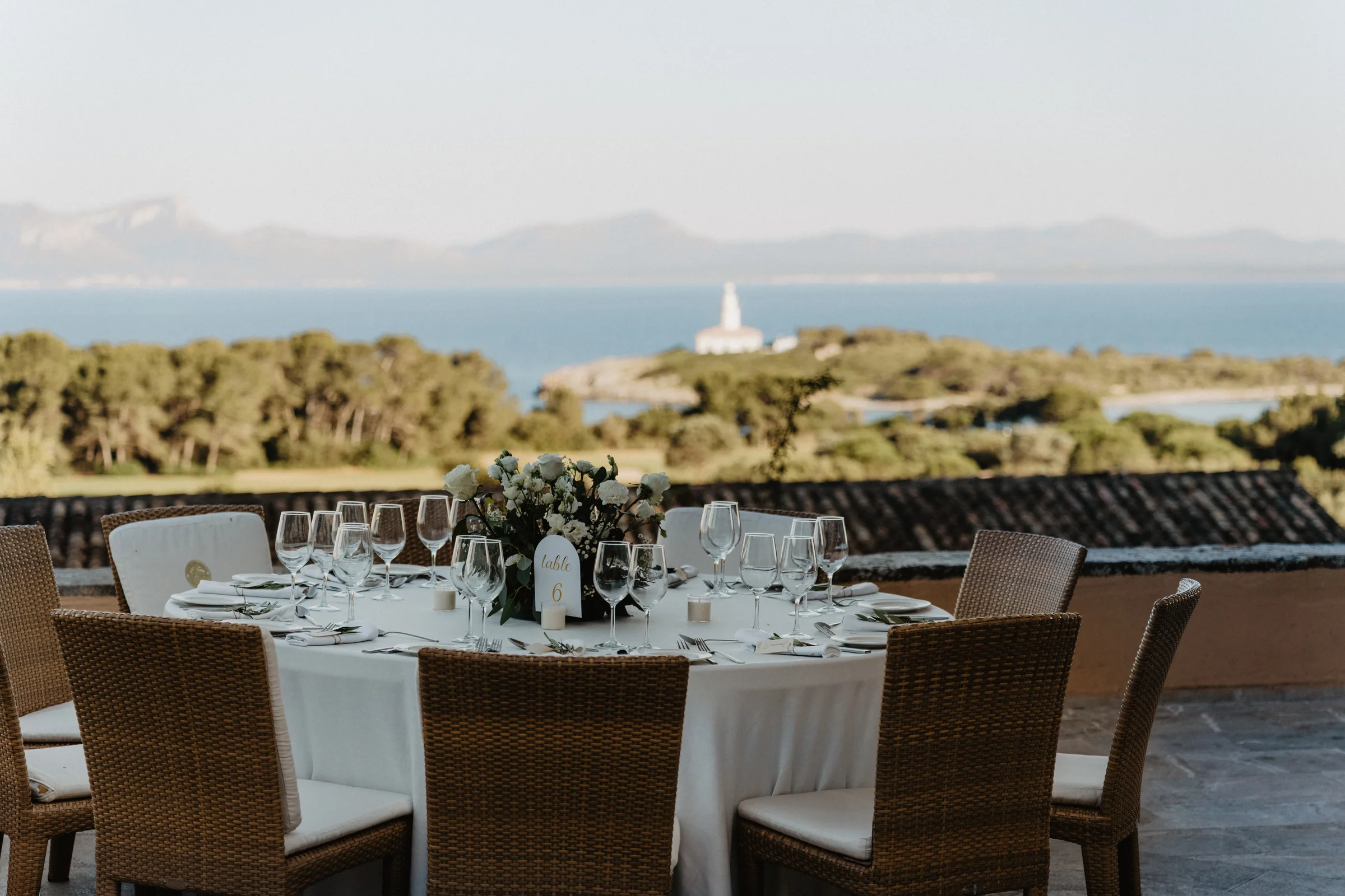 Elegant wedding table overlooking the Mallorca coastli